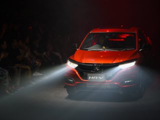 New Honda HR-V ขึ้นรันเวย์ ELLE Fashion Week 2018